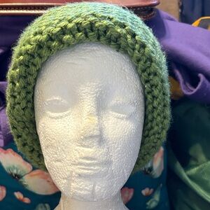 Soft Olive Green Chunky Knit Beanie